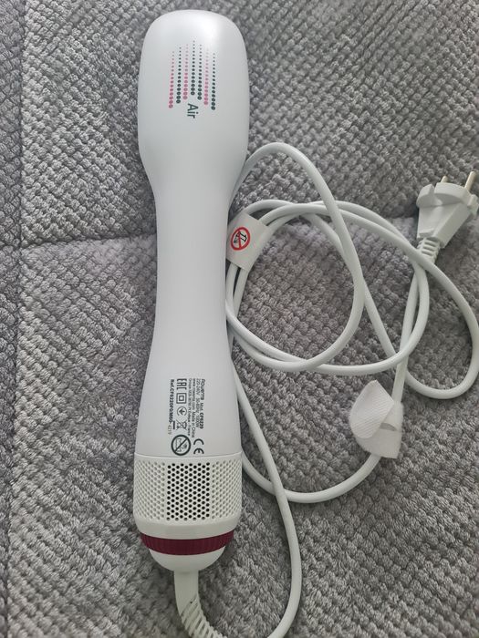 Rowenta brush/ Alisador