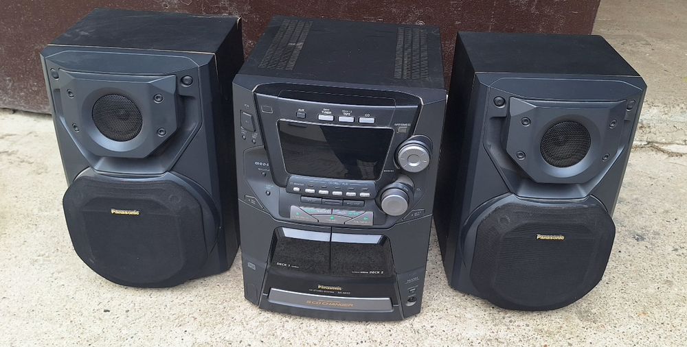 Wieża CD Aux Panasonic 170W 2x głośniki radio zestaw