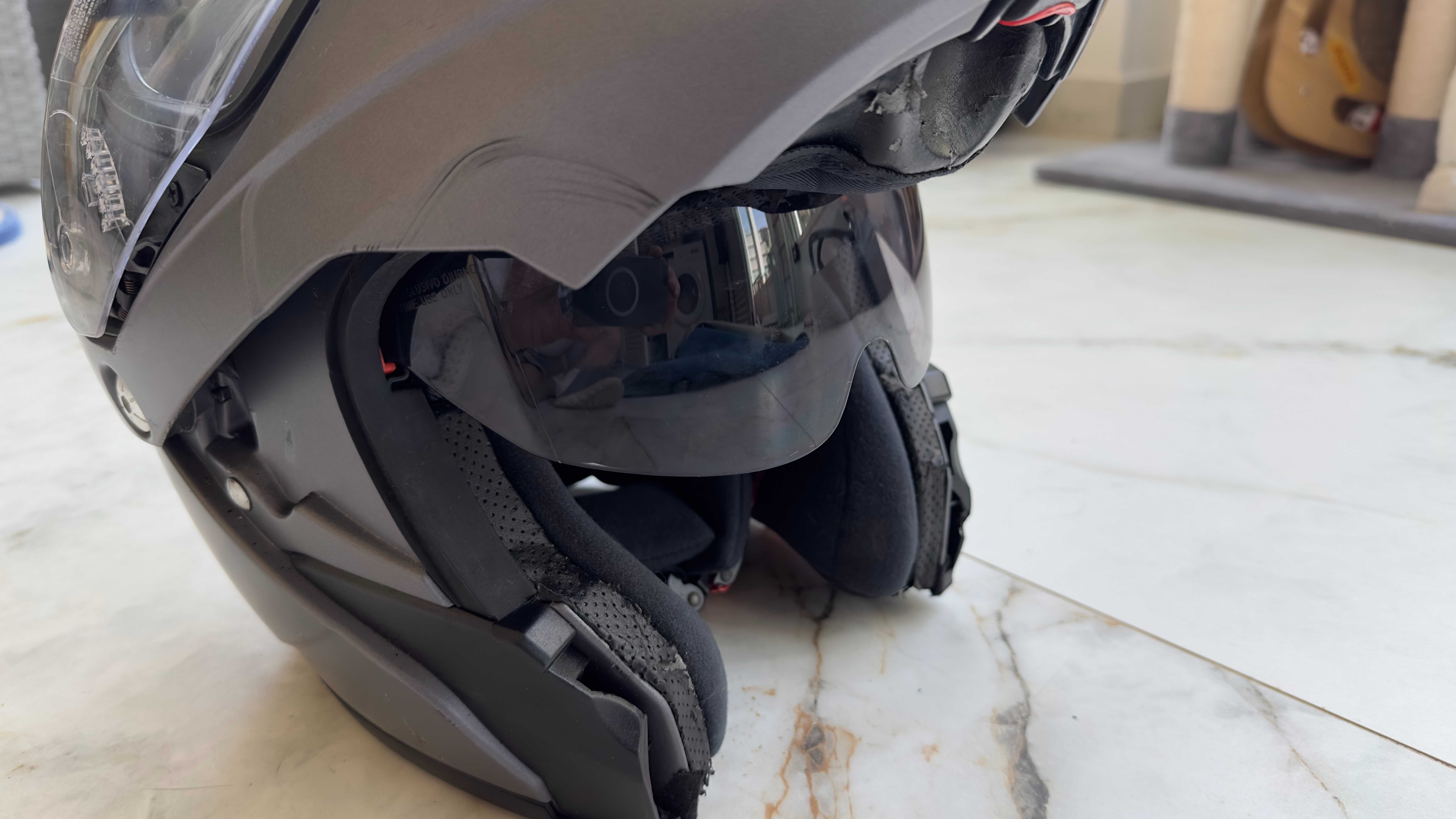 OFERTA IMPERDÍVEL – Conjunto Casaco + Capacete por Preço Especial!