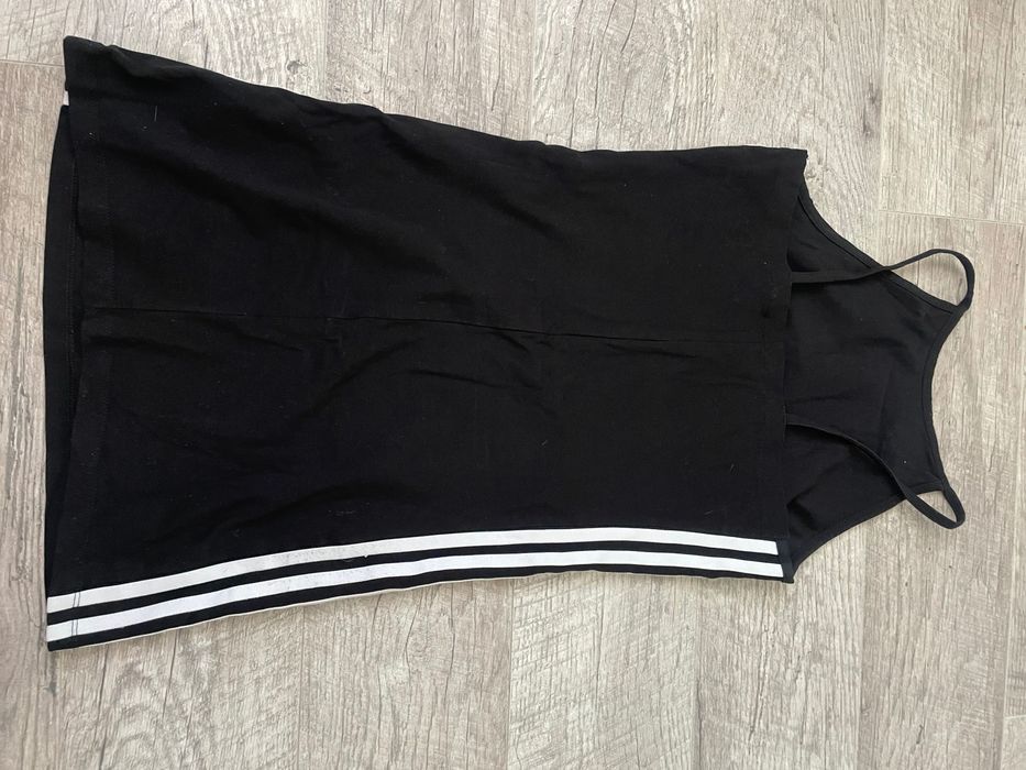 Сукня Adidas, розмір s
