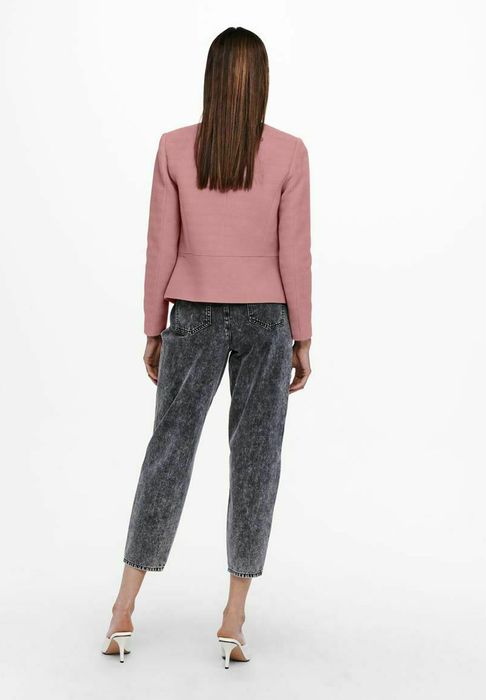 Marynarka różowa klasyczna Only 40