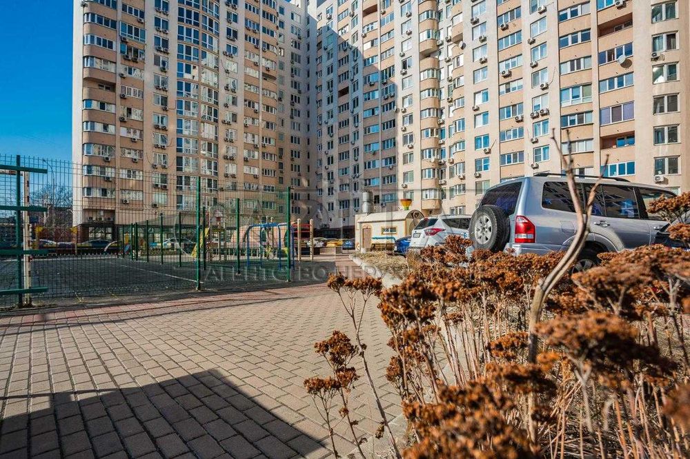 ПРОДАМ КВАРТИРУ ЖК НОВО-ДЕМІЇВСЬКИЙ | 3кім | 98м2 | пр-т Лобановського