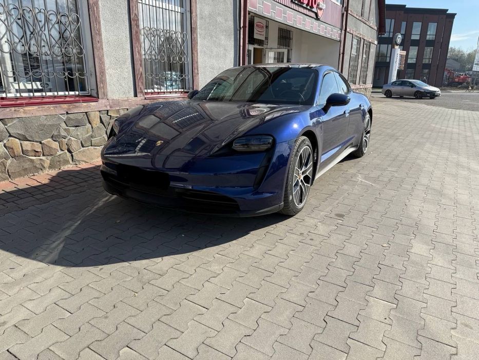 Porsche Taycan 2022 пробіг 17000 машина в ідеальному стані