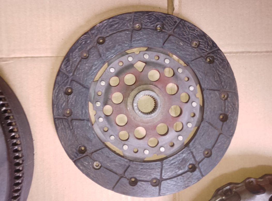 VW T4 2,5 TDI Dwumasa tarcza docisk komplet Super Stan