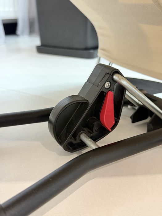 Крісло-шезлонг BabyBjorn Balance Bliss Petal Quilt Sand Grey