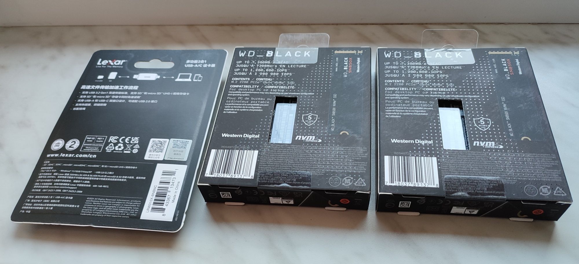Lexar czytnik kart SD + dwa dyski SSD: WD Black SN850X GAME DRIVE 4TB.