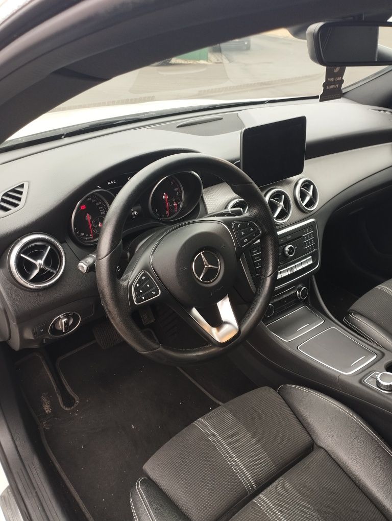 Mercedes CLA 220 d limusine
