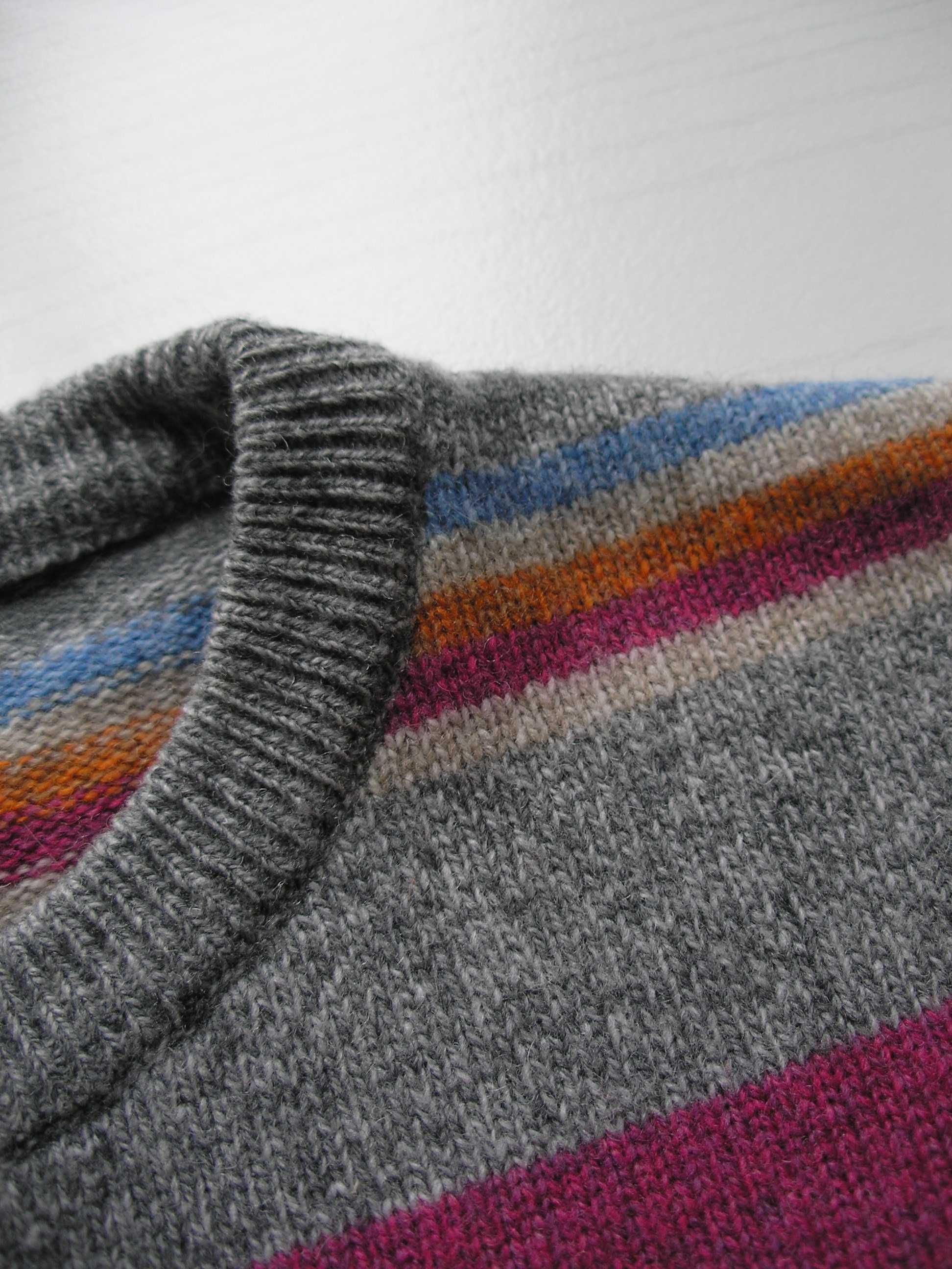 Мужской  шерстяной свитер 80% шерсть италия размер XL