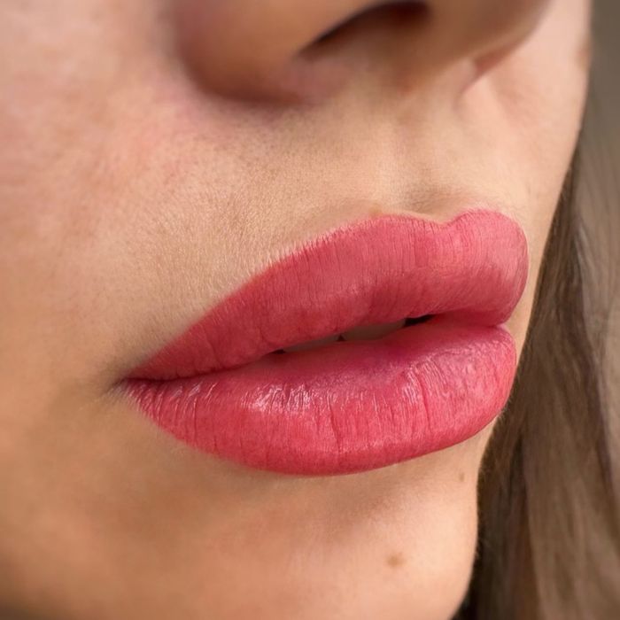 Наращивание ресниц 600 грн