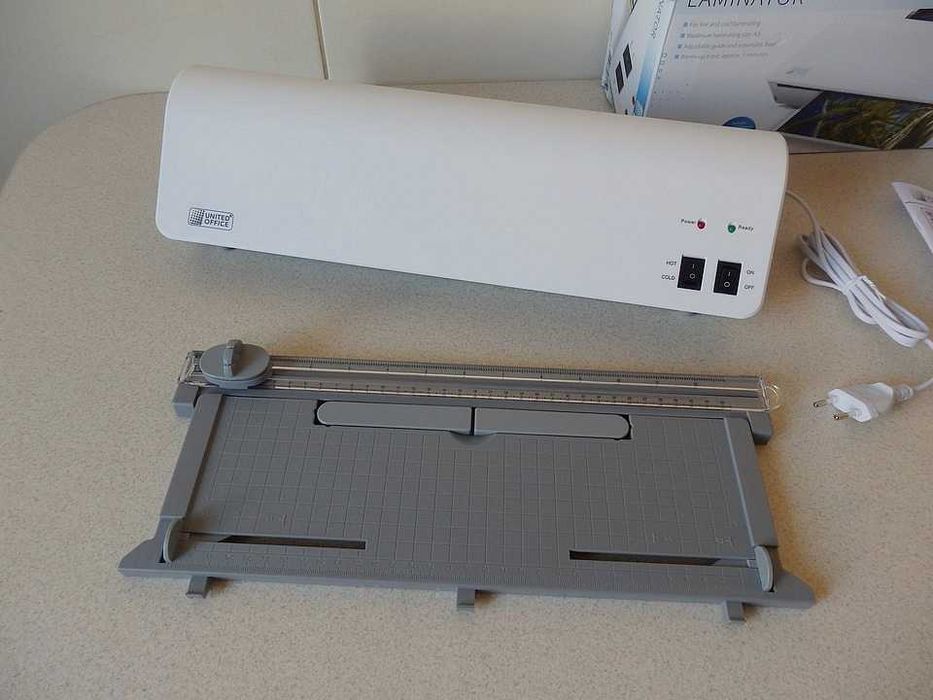 Nowy Laminator A3 z Trymerem do Papieru. GERMANY.