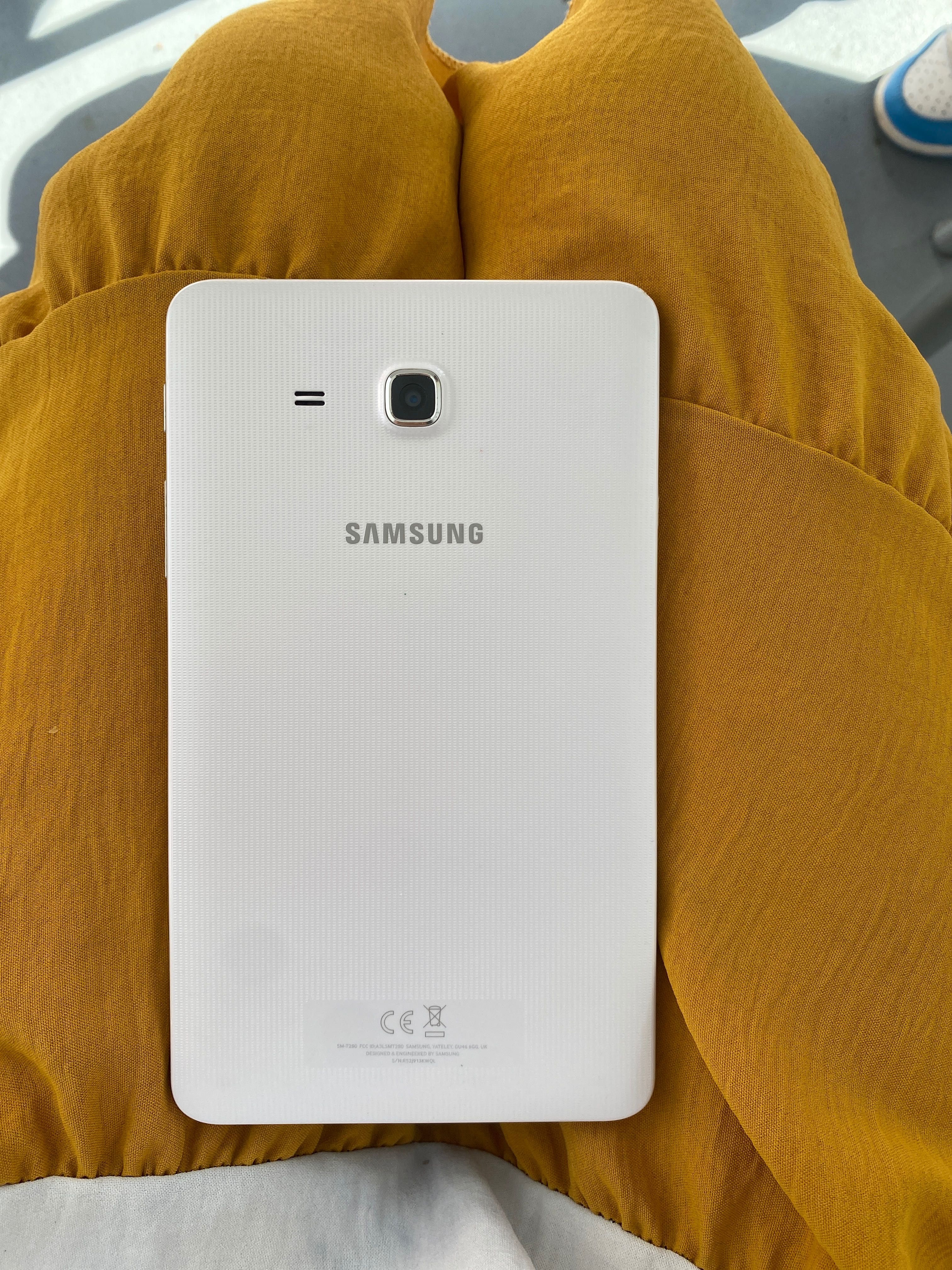 Galaxy Tab A (2016)