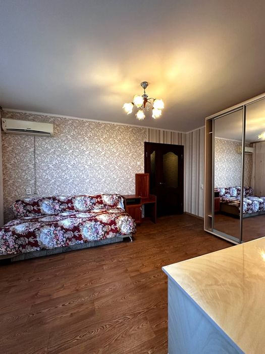 Продам 2-х комнатную квартиру на ХБК.