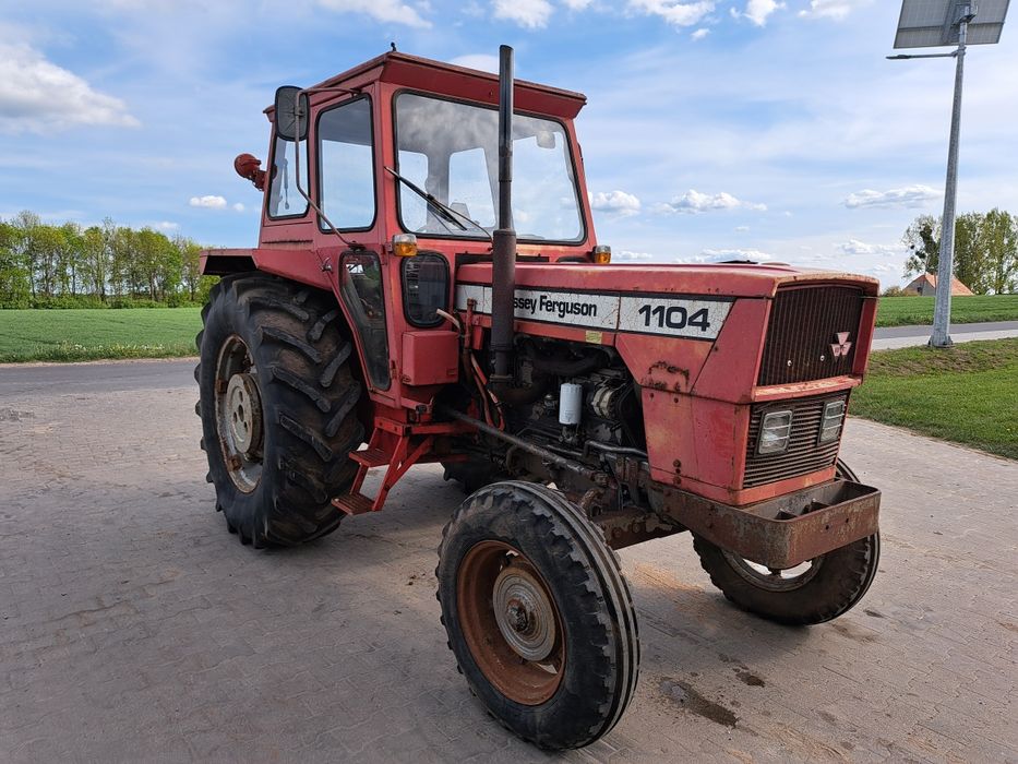 Ciągnik Massey Ferguson 1104