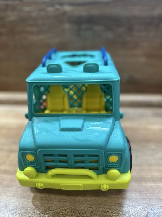 Сортер Battat Вантажівка сафарі