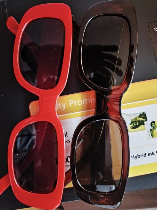 Стильні жіночі окуляри