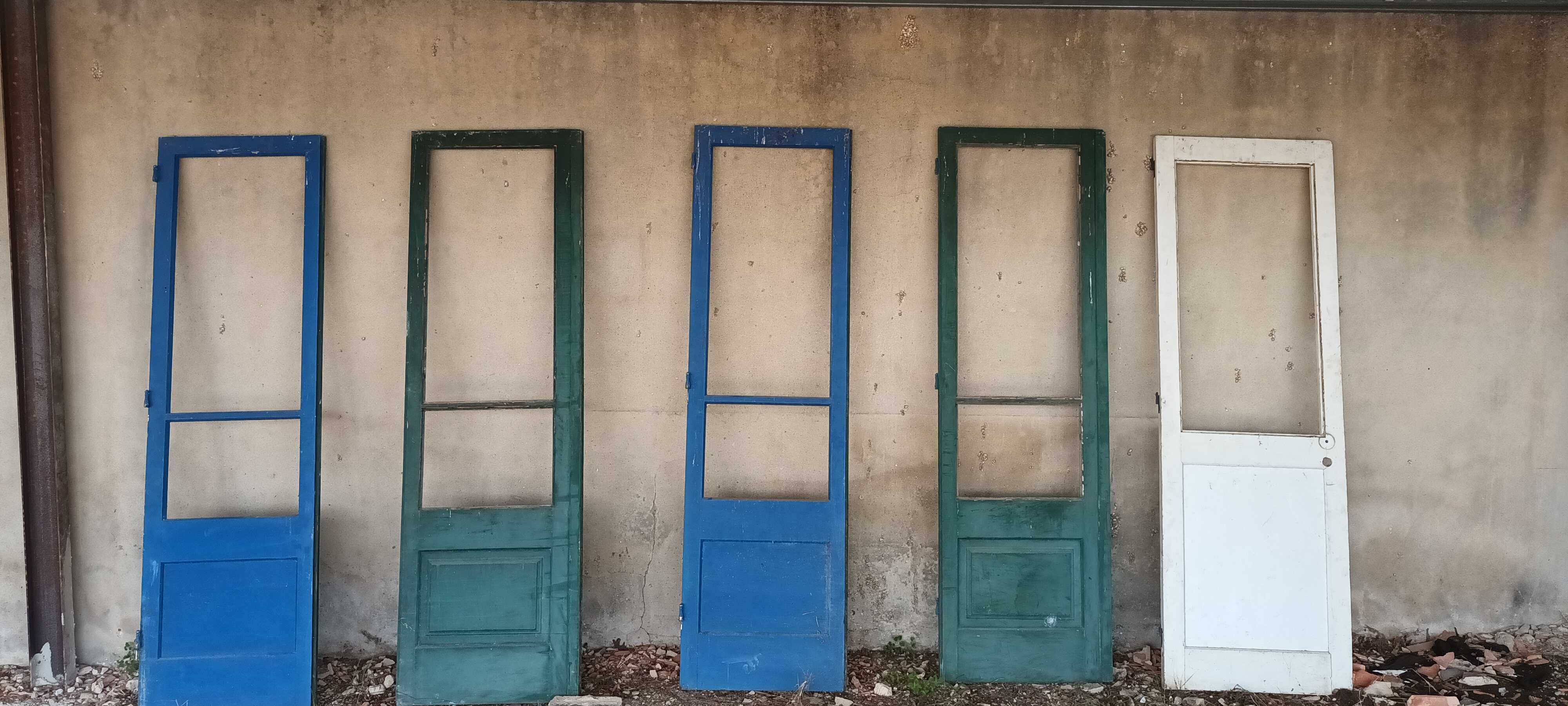 Portas antigas para aproveitar ou decoração