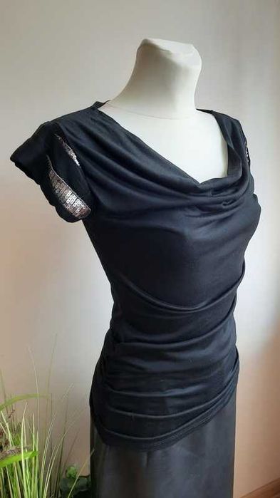 Nowa czarna bluzka fala , zdobienia - rozm.M - impreza