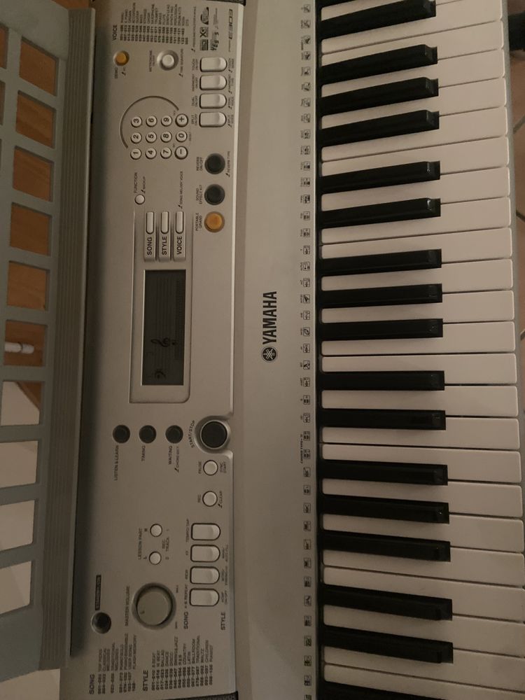 Órgão Yamaha em perfeitas condições