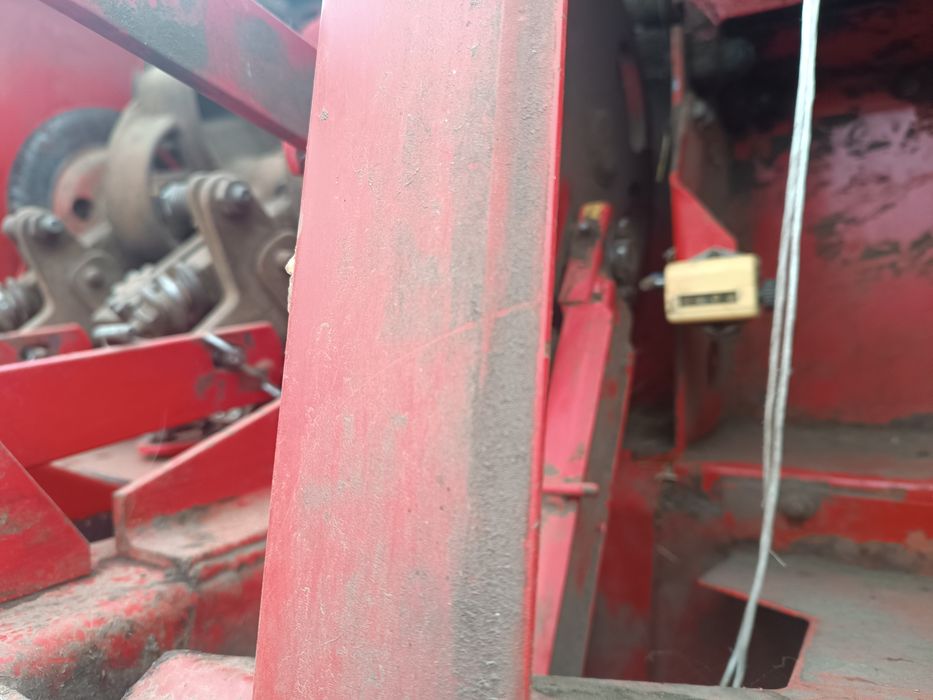 Тюковщик Фамарол