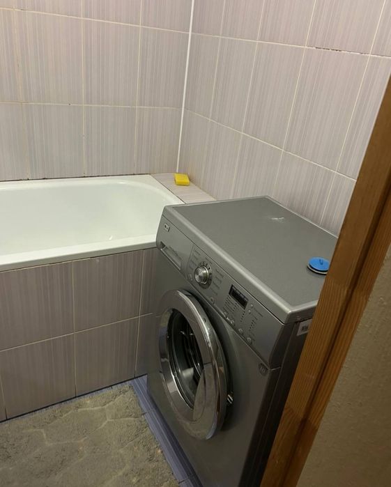 Оренда 2х кімнатної квартири у Комунарському р-ні (Новокузнецька 59)