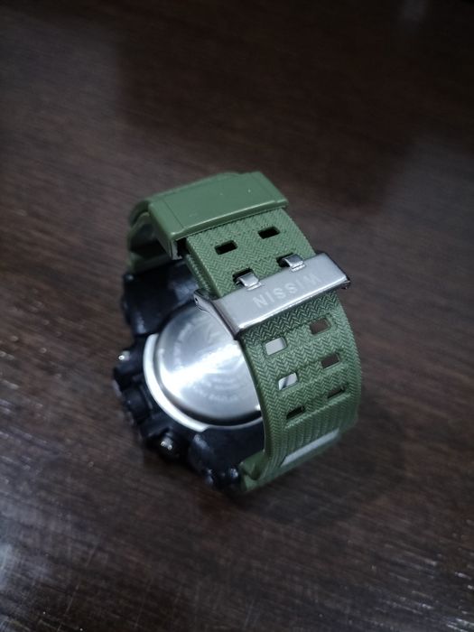 Construçao de um relógio G-SHOCK