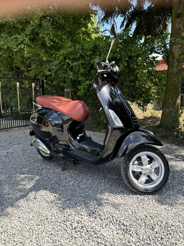 Piaggio Vespa Primavera