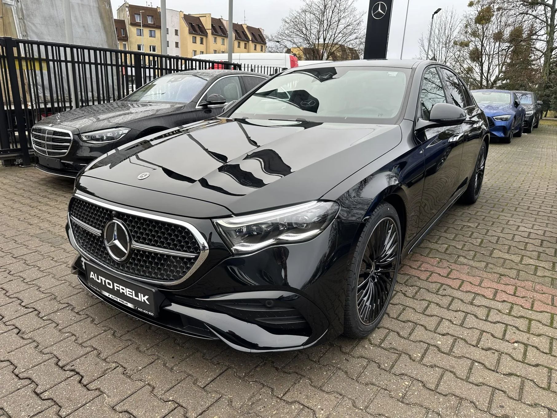 Mercedes-Benz Klasa E E 220d 4Matic AMG Night Advanced Plus, Burmester 4D, Domykanie drzwi