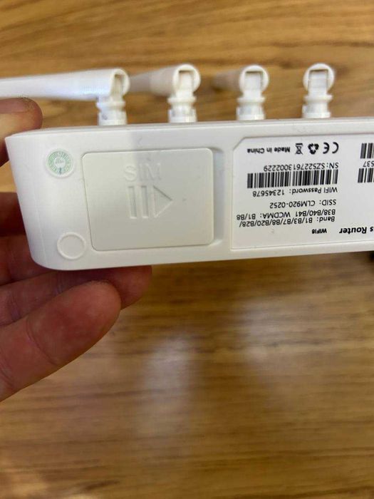 Роутер 4G LTE маршрутизатор  Wifi6 мобільний інтернет під sim 2 Lan