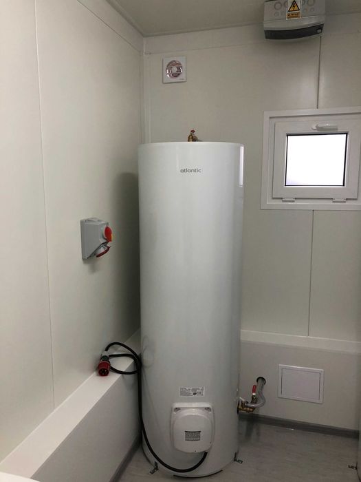 kontener sanitarny, kontener, kontener z prysznice i umywalka