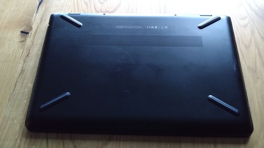 Laptop HP Pavilion 15 cali i5 16GB RAM 128GB SSD 1TB HDD