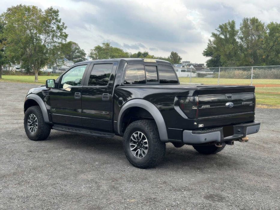 Ford F-150 SVT Raptor SuperCrew      2014