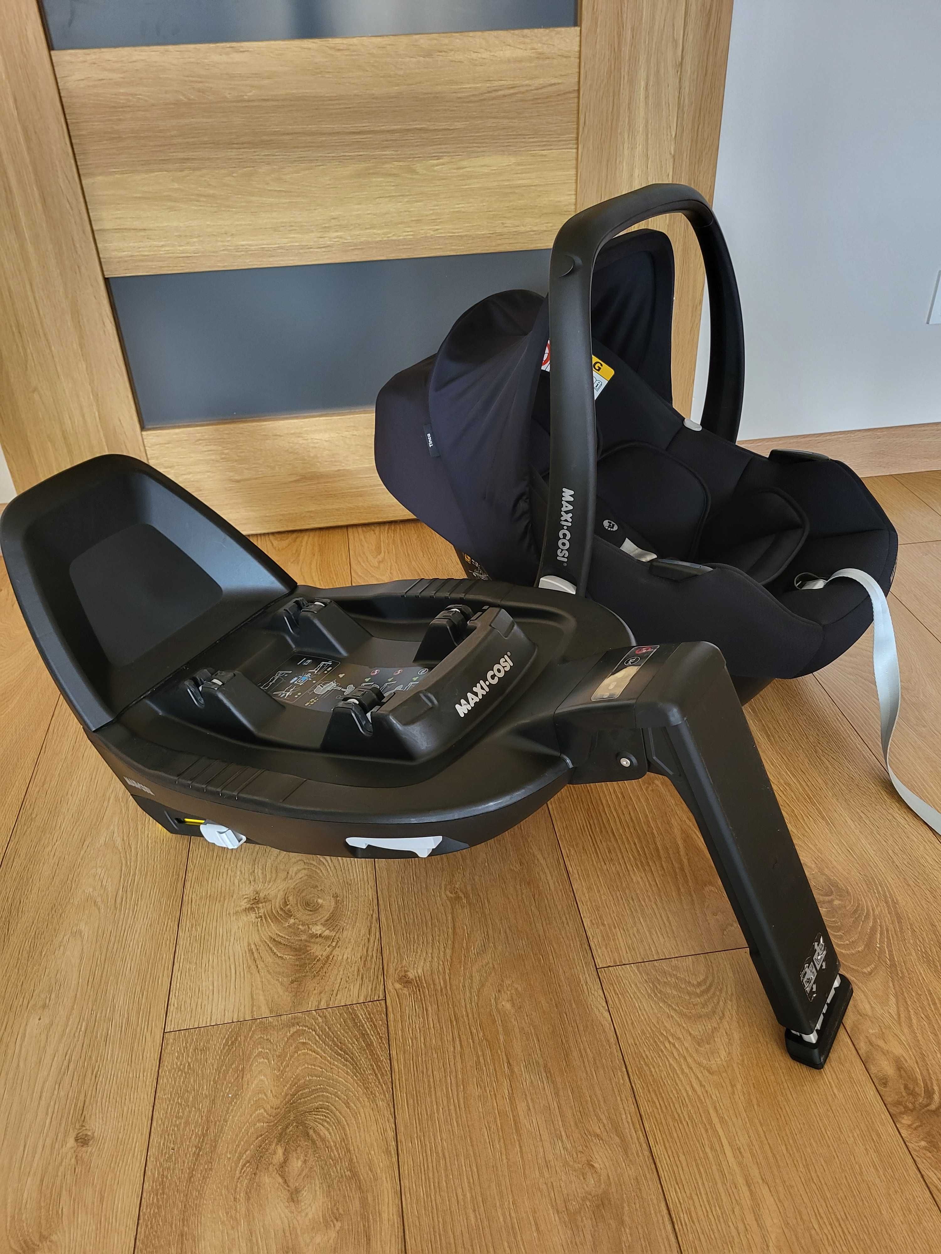 Fotelik Maxi Cosi Tinca wraz z bazą isofix