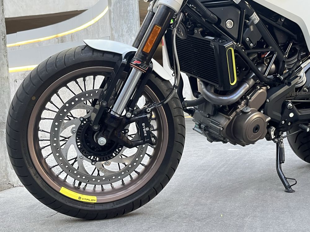Husqvarna vitpilen 401