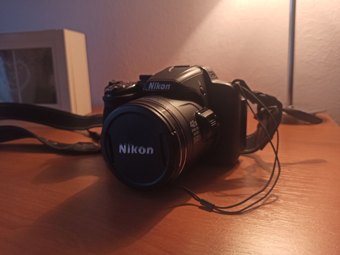 Nikon Coolpix p520