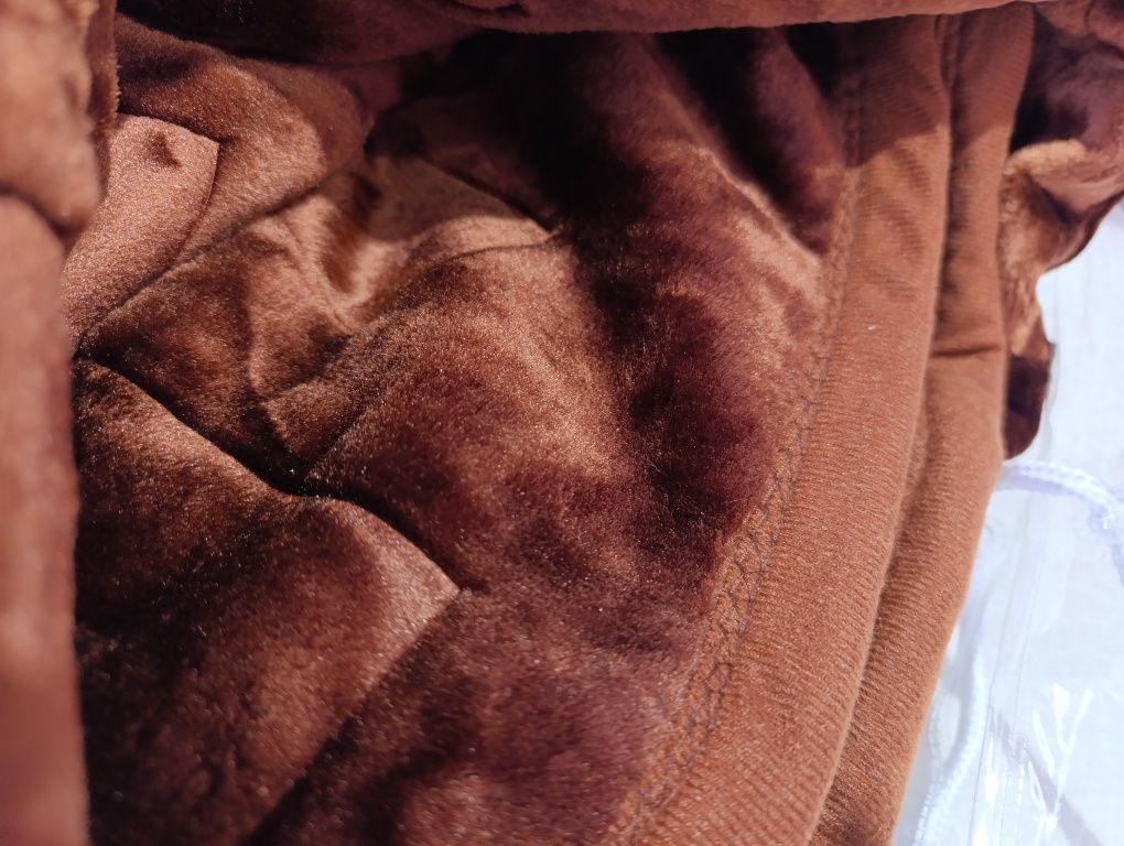 Пледи однотонні 160x210. 2 кг. Elway, Польща.