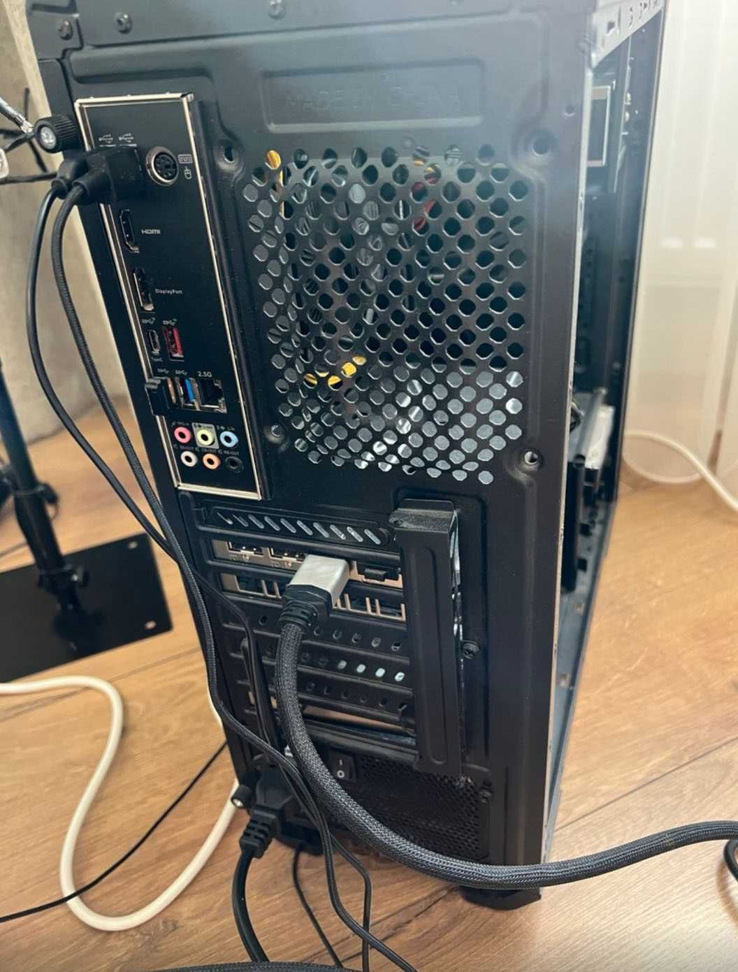 Intel i7-10700 CPU 2.90Ghz продам комп'ютер бу.