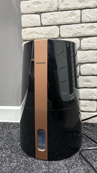 Увлажнитель воздуха Philips.