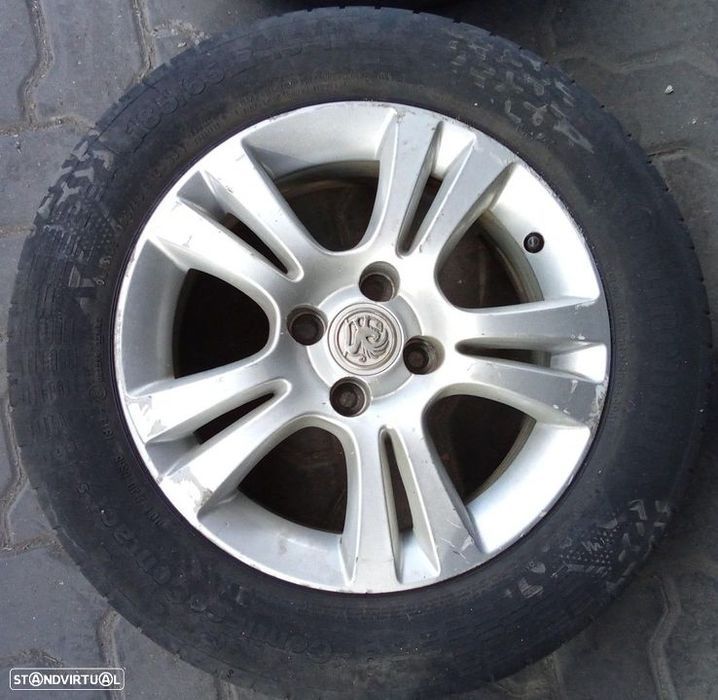 Jantes Opel R15 com pneus 185/65 furação 4x100