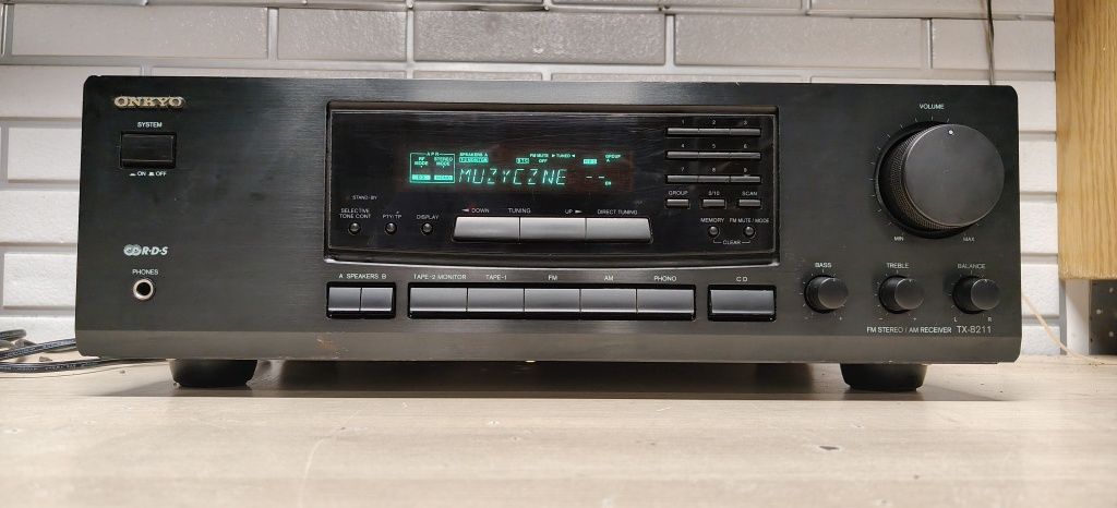 Amplituner stereo ONKYO TX-8211
