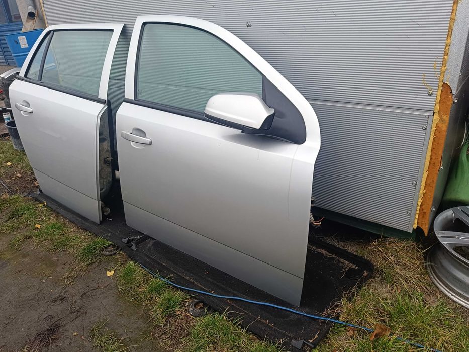 Drzwi Prawy Przód Opel Astra H W Kolor / Z157