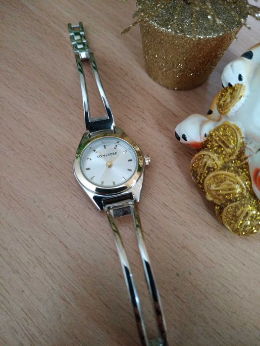 Годинник наручний, новий.