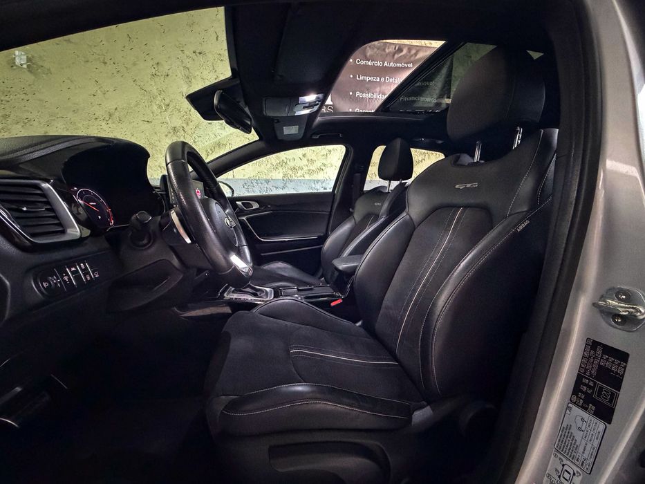 Kia ProCeed GT Line 1.6 CRDI Auto - Desde 311€