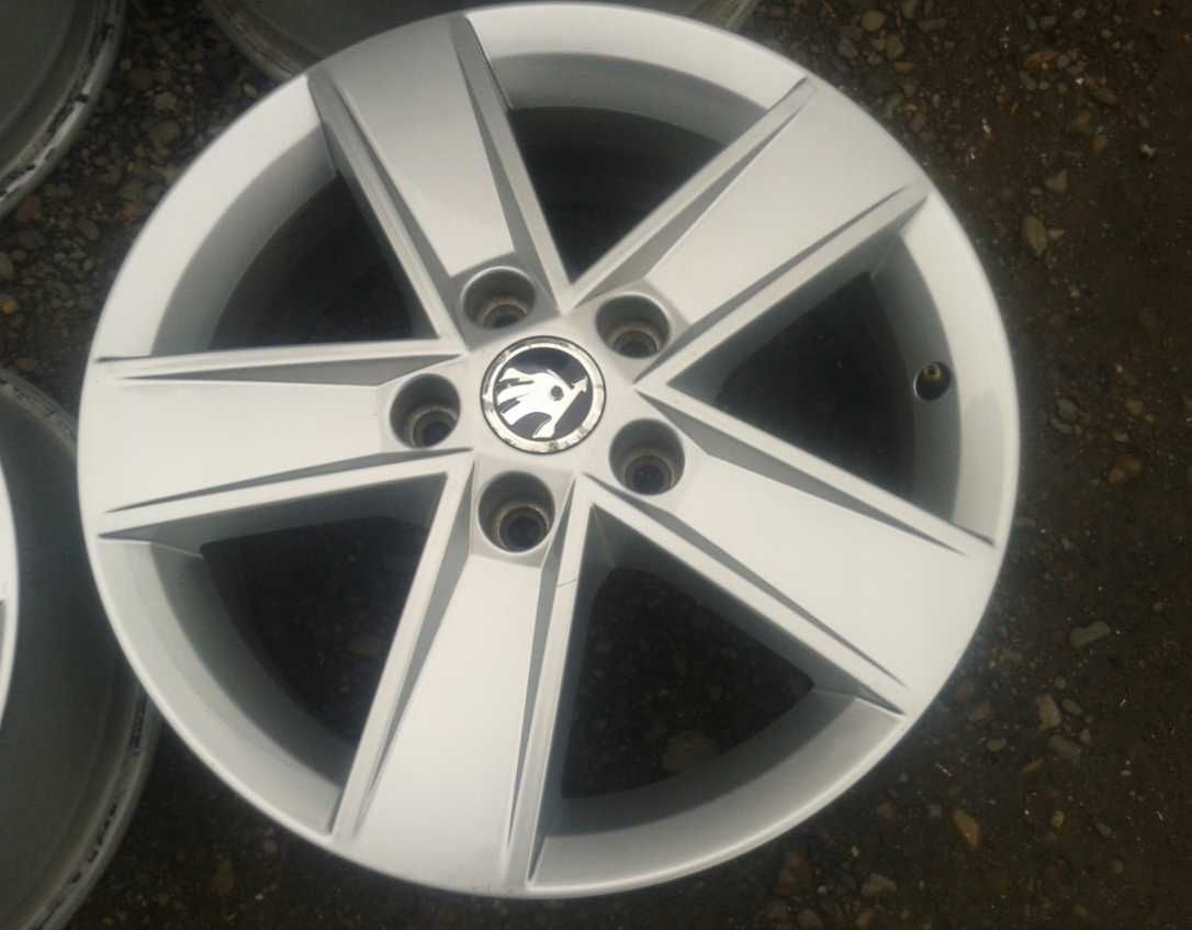 oryginalne felgi volkswagen golf caddy touran passat t-roc troc 5x112