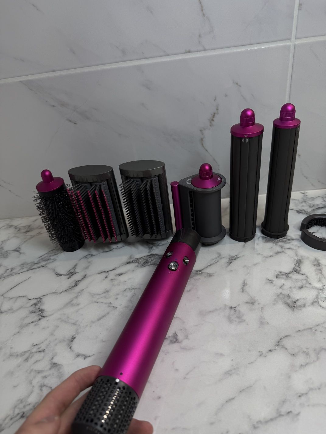 Стайлер dyson дайсон для волос с 6 насадками Airwrap hs05 fuchsia