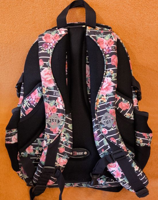 Duży Plecak szkolny młodzieżowy damski St. Right 4 komorowyUsztywniany