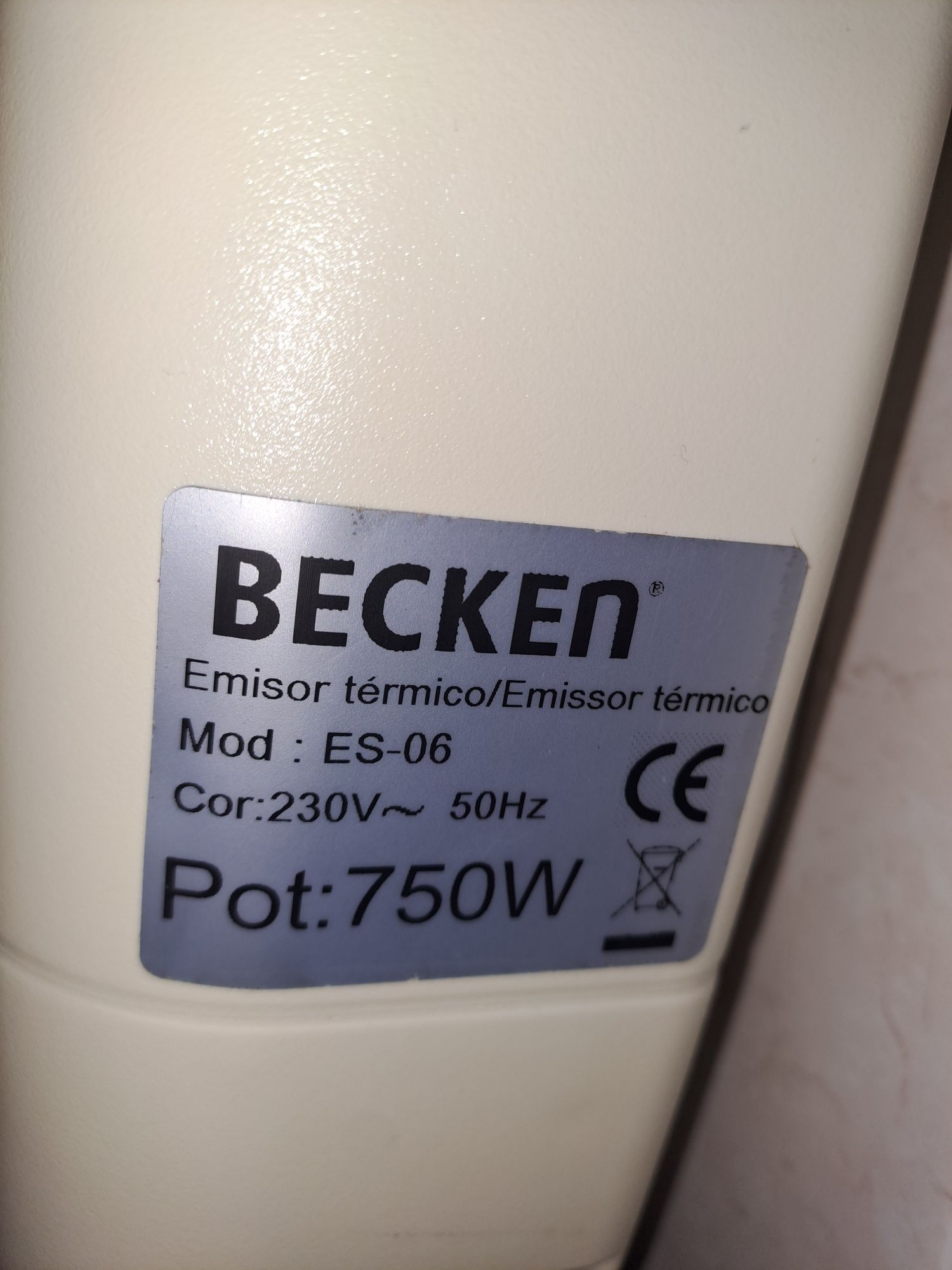 Emissor termico 700w