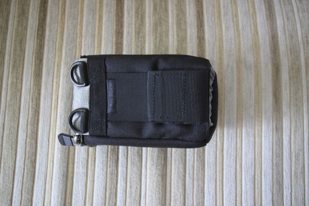 etui na aparat Lowepro D Res 20AW