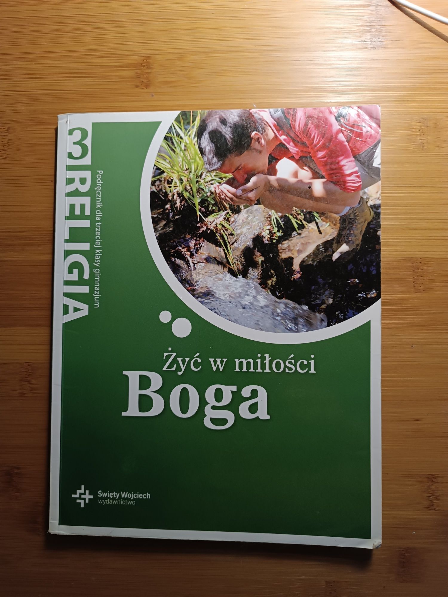 Żyć w miłości Boga, religia
