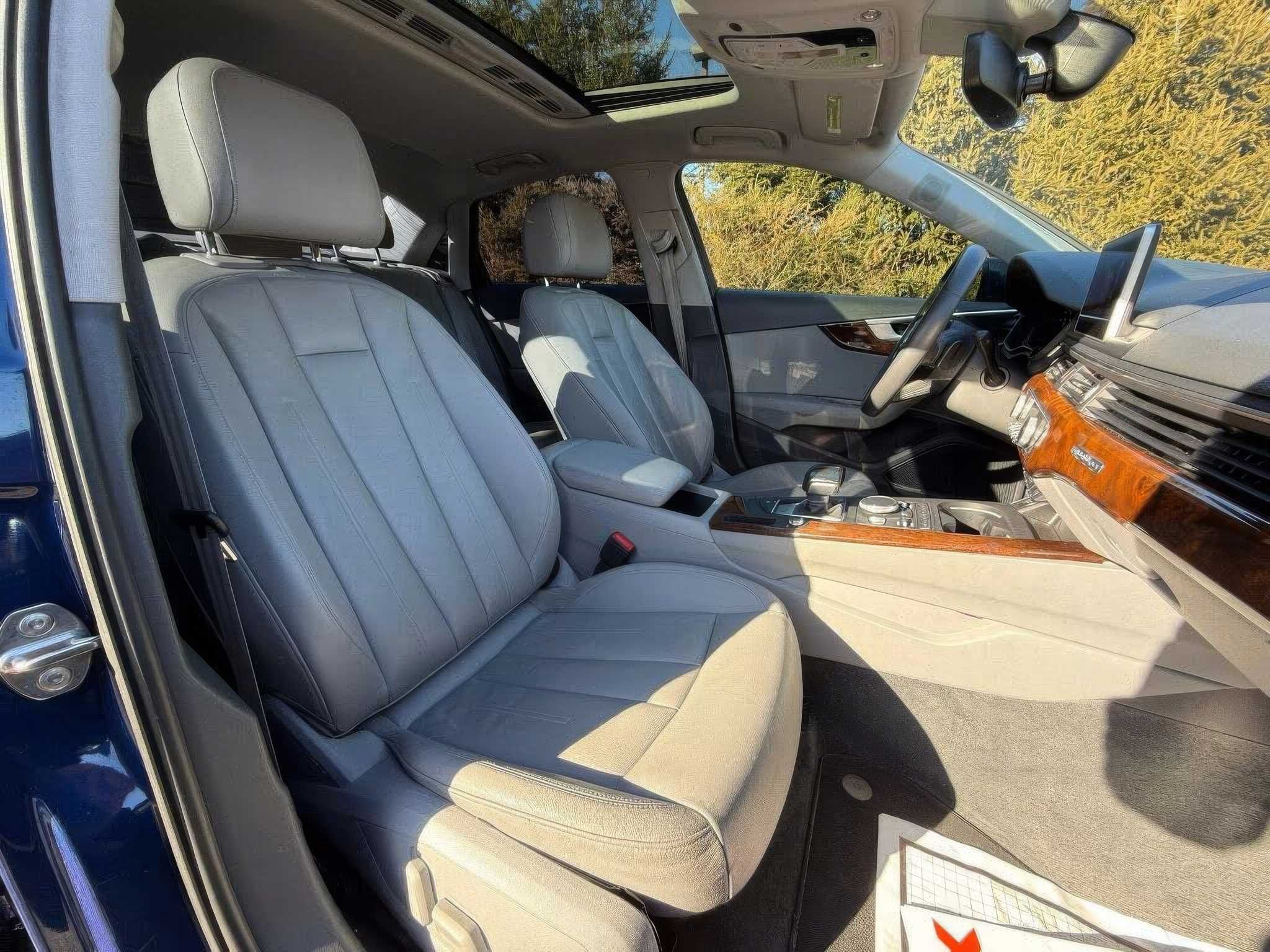 2017 Audi A4 quattro Premium Plus