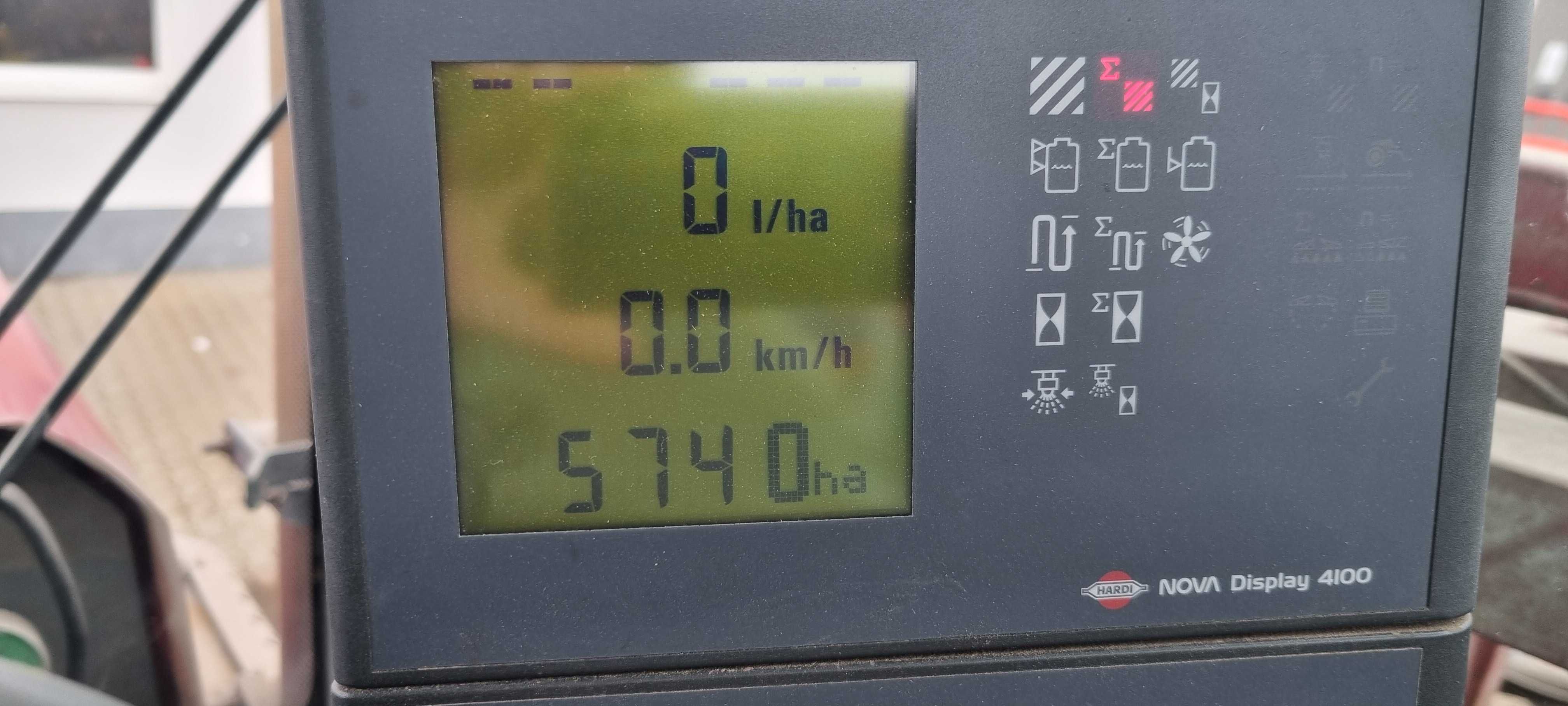 Opryskiwacz samojezdny Hardi Evrard Alpha 3500 belka 24m
